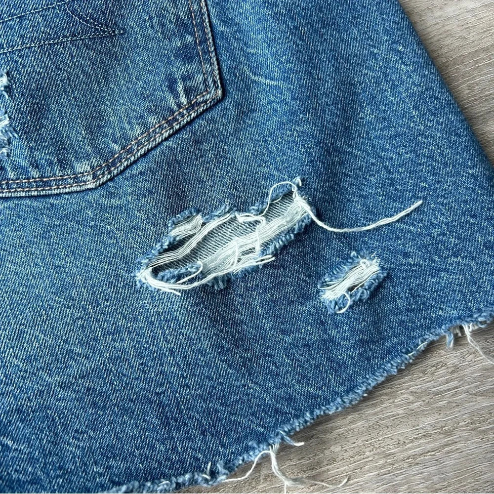 AE Highest Waist Denim Mom Shorts - Picture 16 of 16